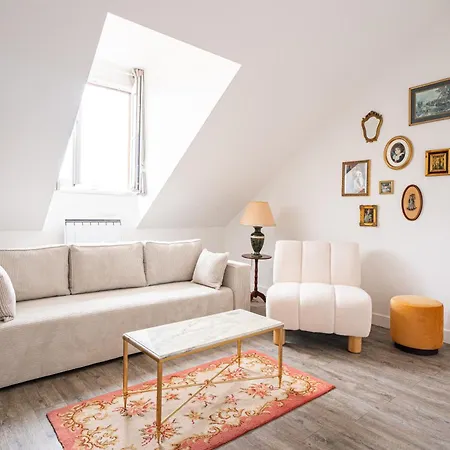 Le Cocon De La Reine Apartment *